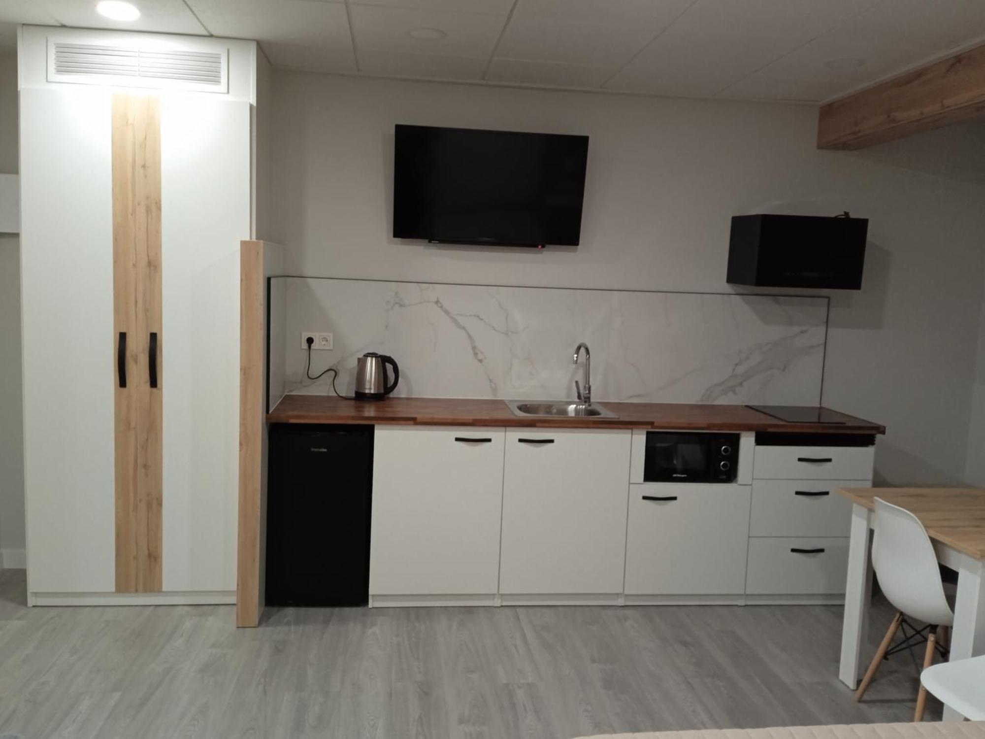 Hostal La Morenica Villena Buitenkant foto